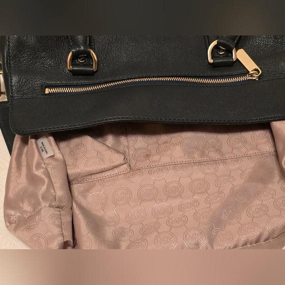 Michael Kors Deep Green Astrid bag - Picture 10 of 12